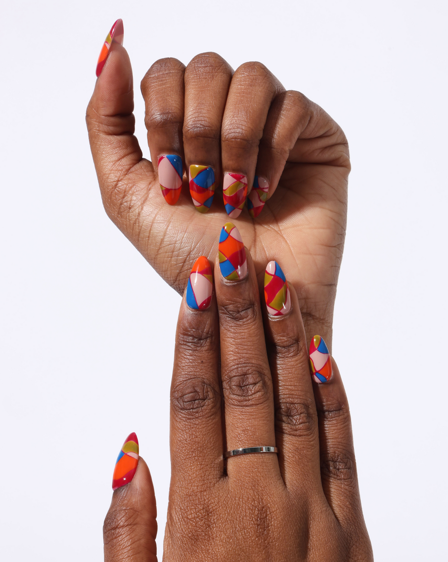 Modern Lines Press-On Nails